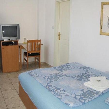 Bed and Breakfast Nadix Panzio Debrecín Pokoj fotografie